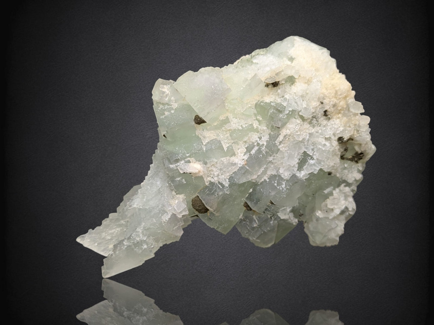 FLUORITE- Xianghualing Mine, Linwu Co, Chenzhou, Hunan, China- Cabinet