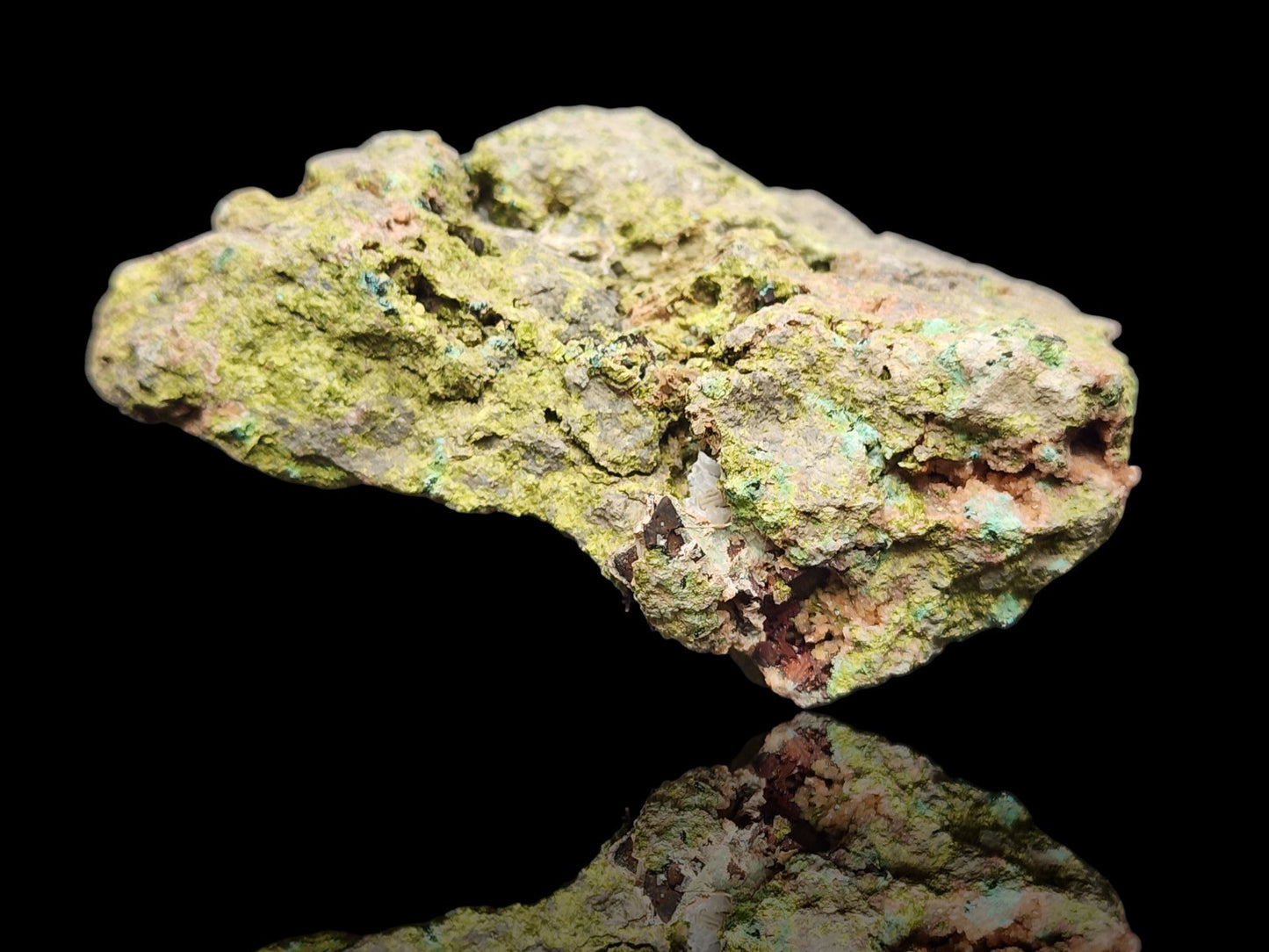 COPPER- Keweenaw County, MI, USA- Cabinet