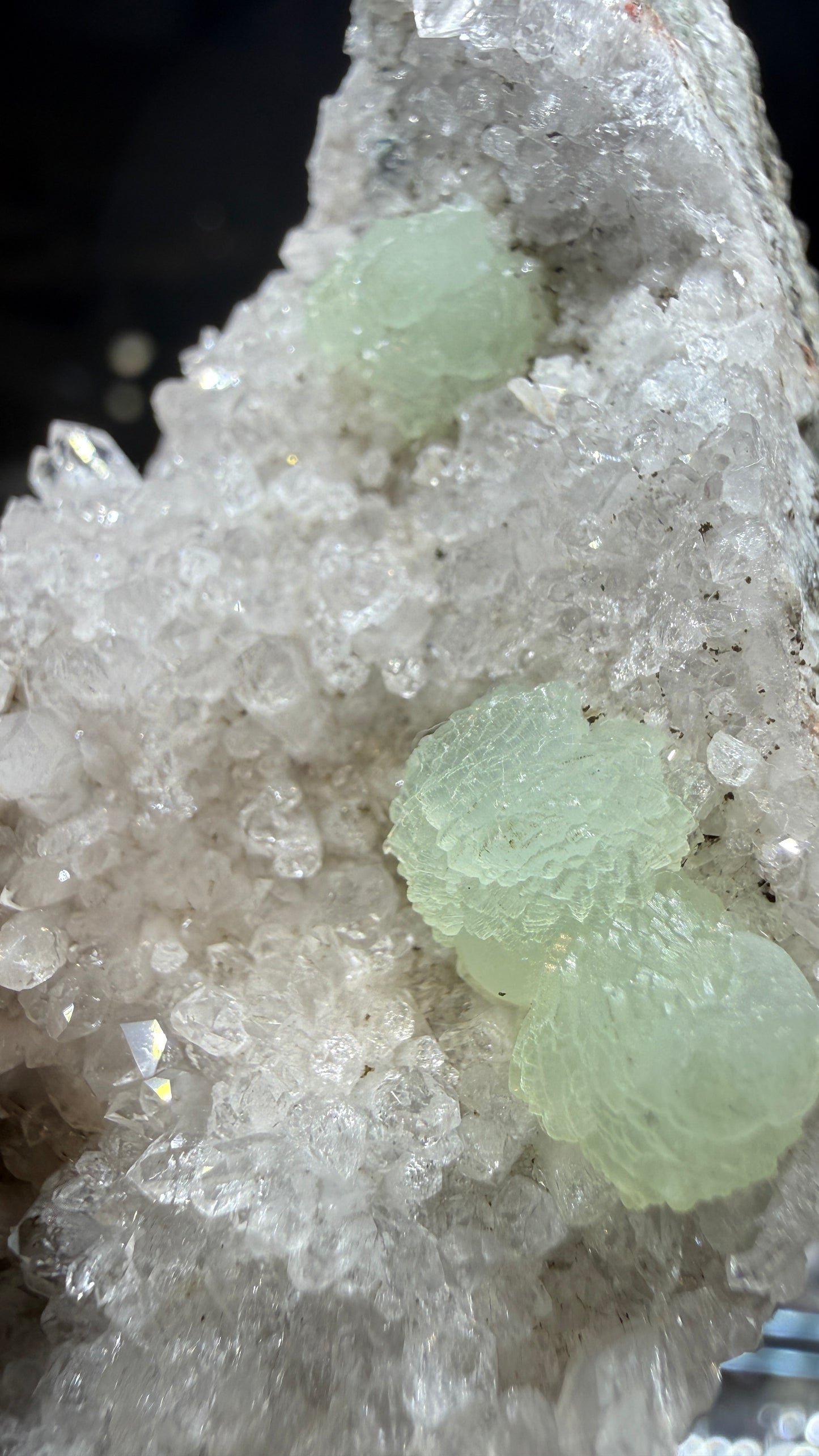 Prehnite, Quartz- Upper New Street Quarry, Paterson, Passaic County, New Jersey, USA