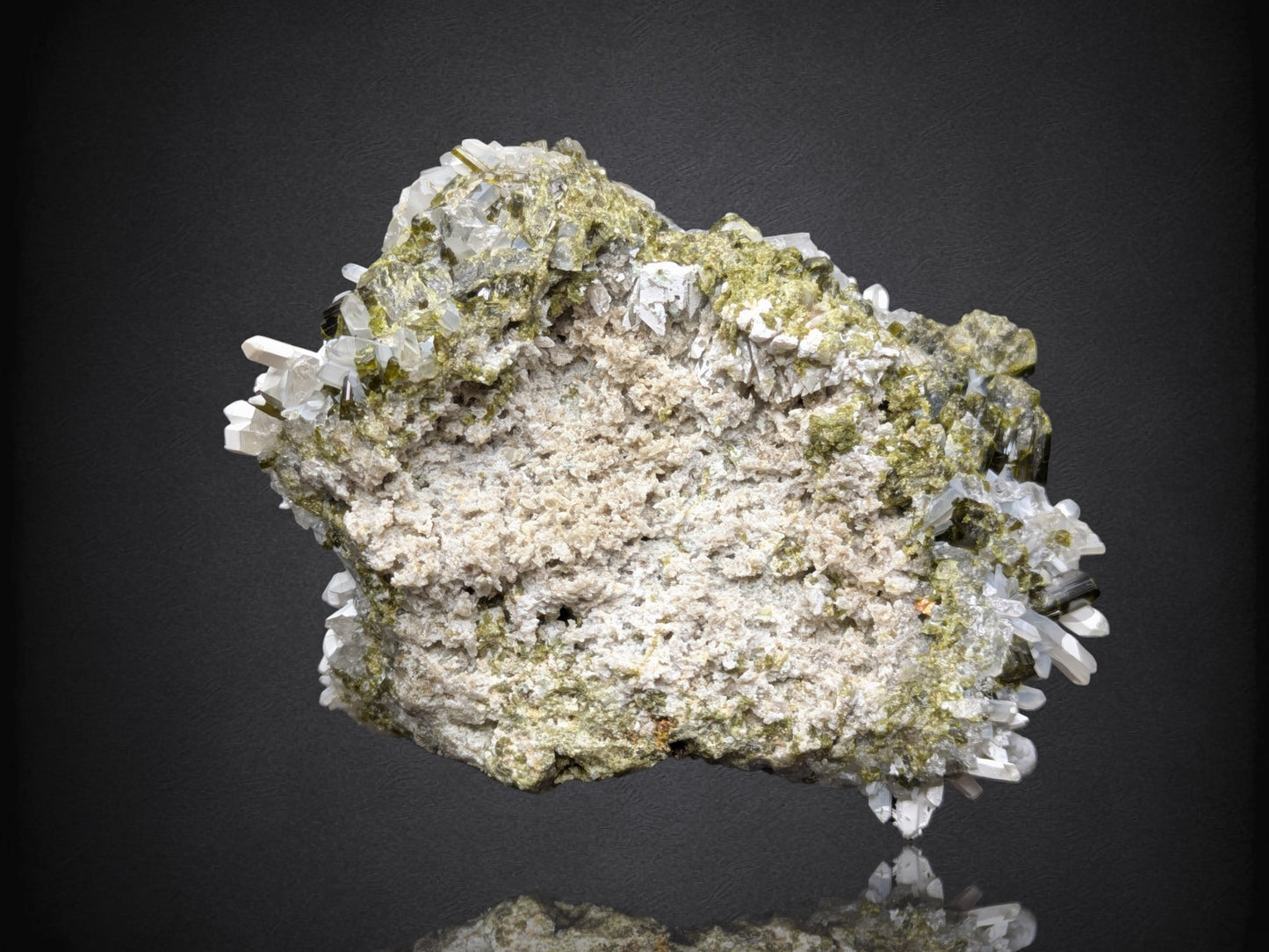 EPIDOTE- La Verde Mine, Gran Chimu Province, Peru