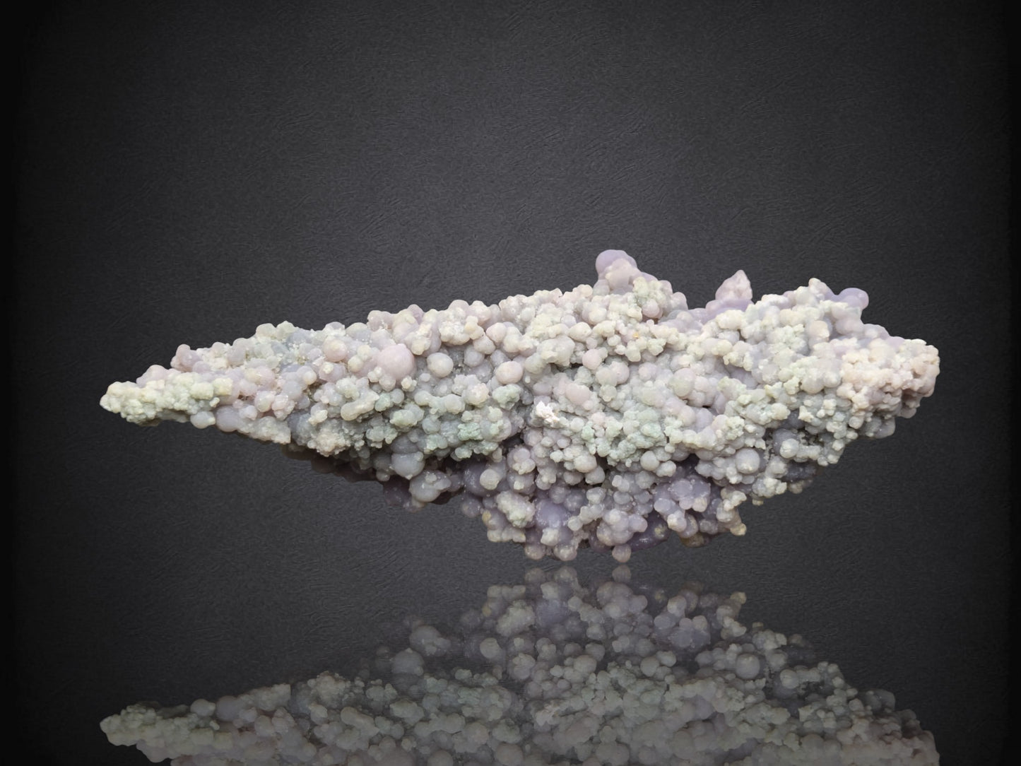 GRAPE AGATE- Mamuju Regency, West Sulawesi Province, Indonesia