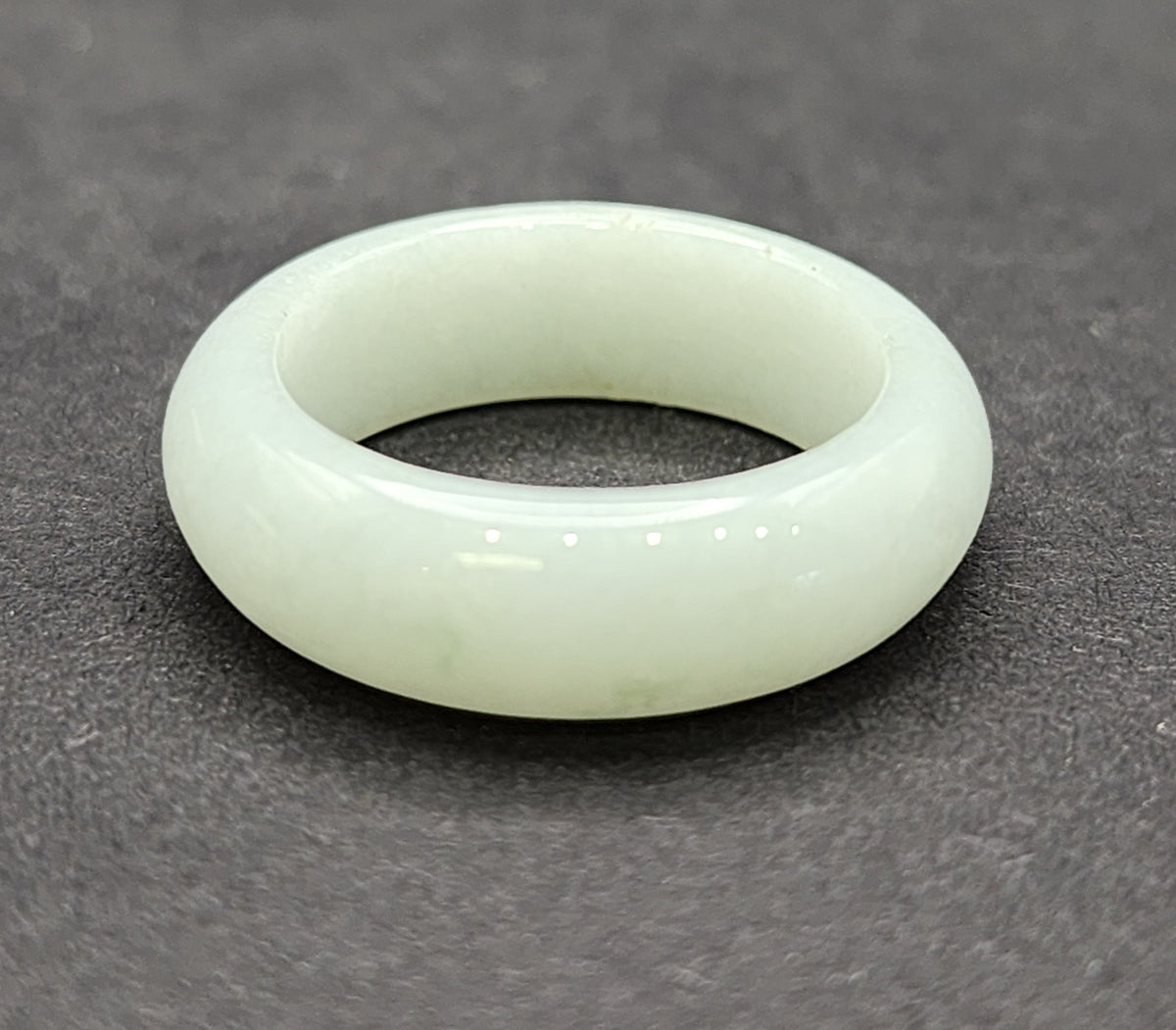 Burmese Jade Band Ring – 6.5mm Wide – Size 7.5