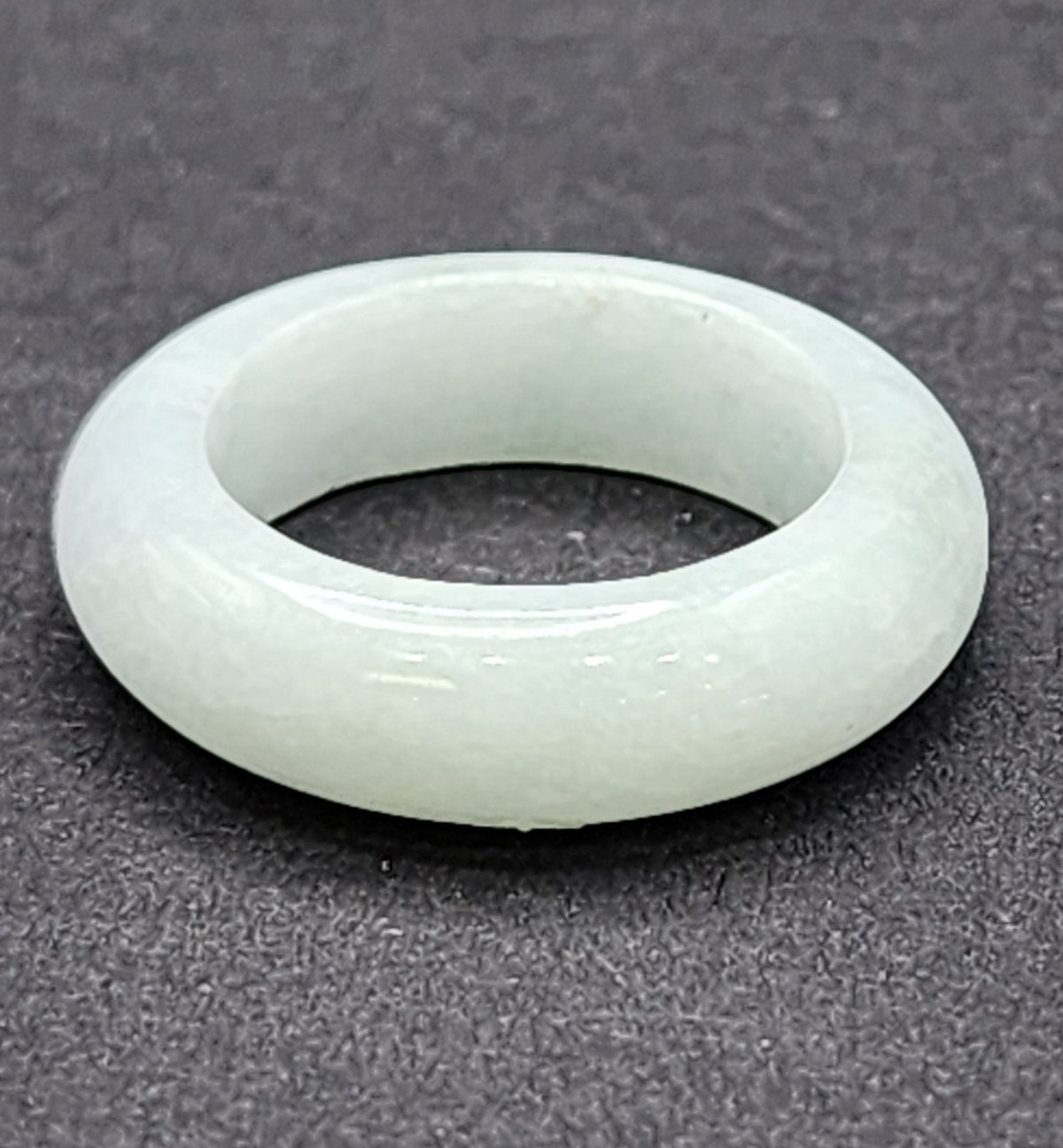 Burmese Jade Band Ring – 6mm Wide – Size 7.0