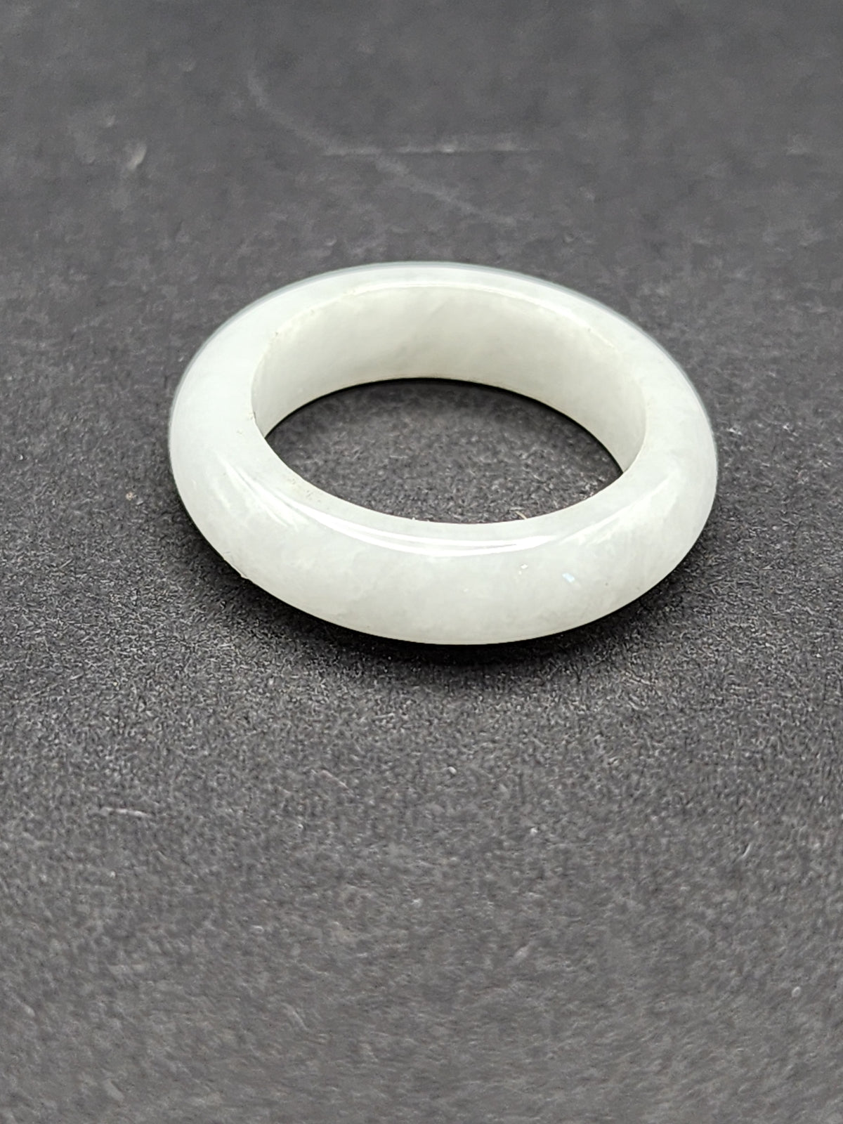Burmese Jade Band Ring – 5.5mm Wide – Size 6.5