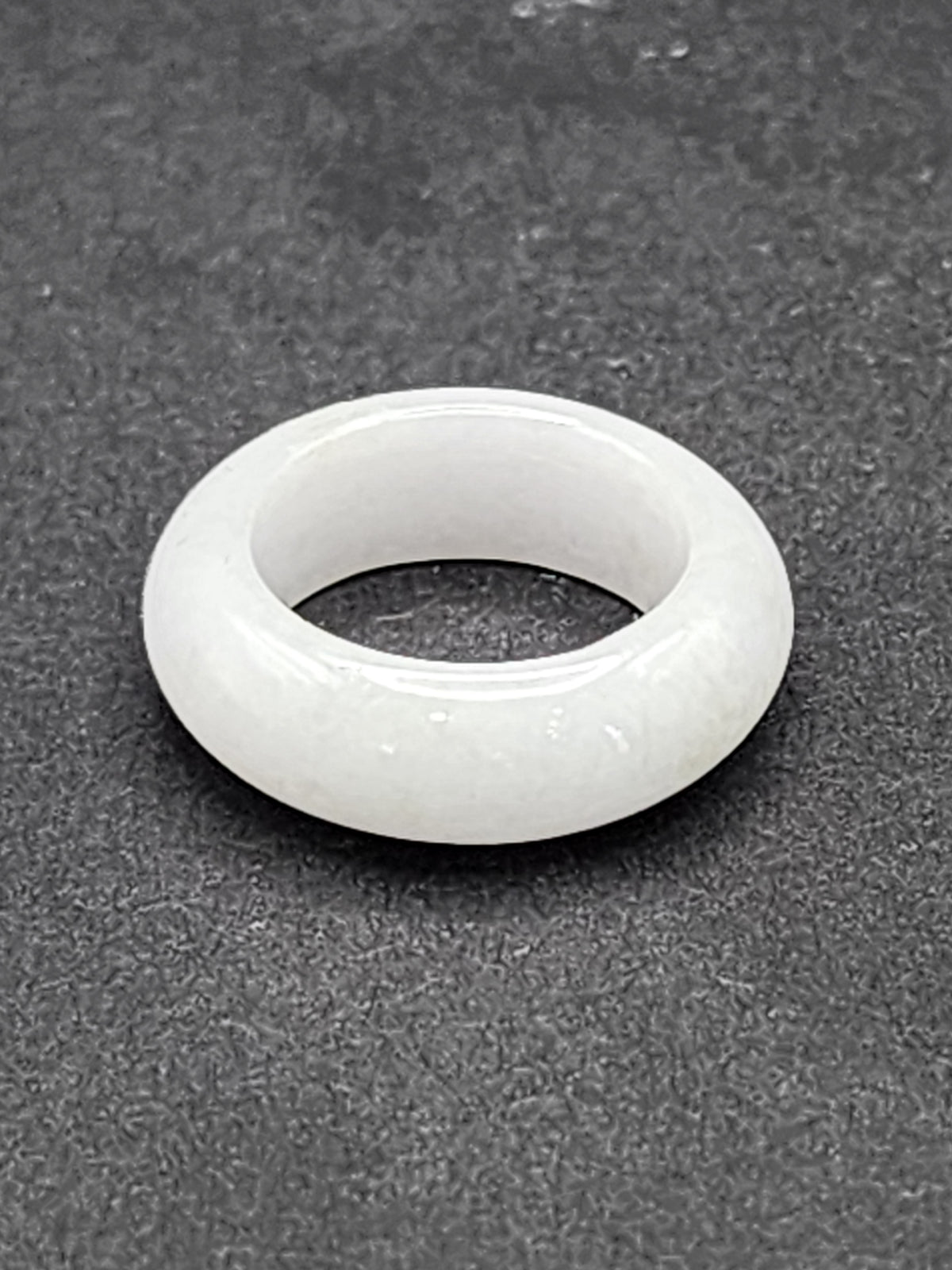 Burmese Jade Band Ring – 7.0mm Wide – Size 5.0