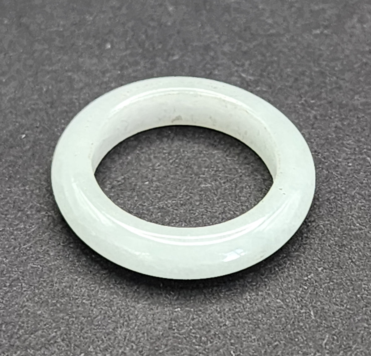 Burmese Jade Band Ring – 4.5mm Wide – Size 6.0