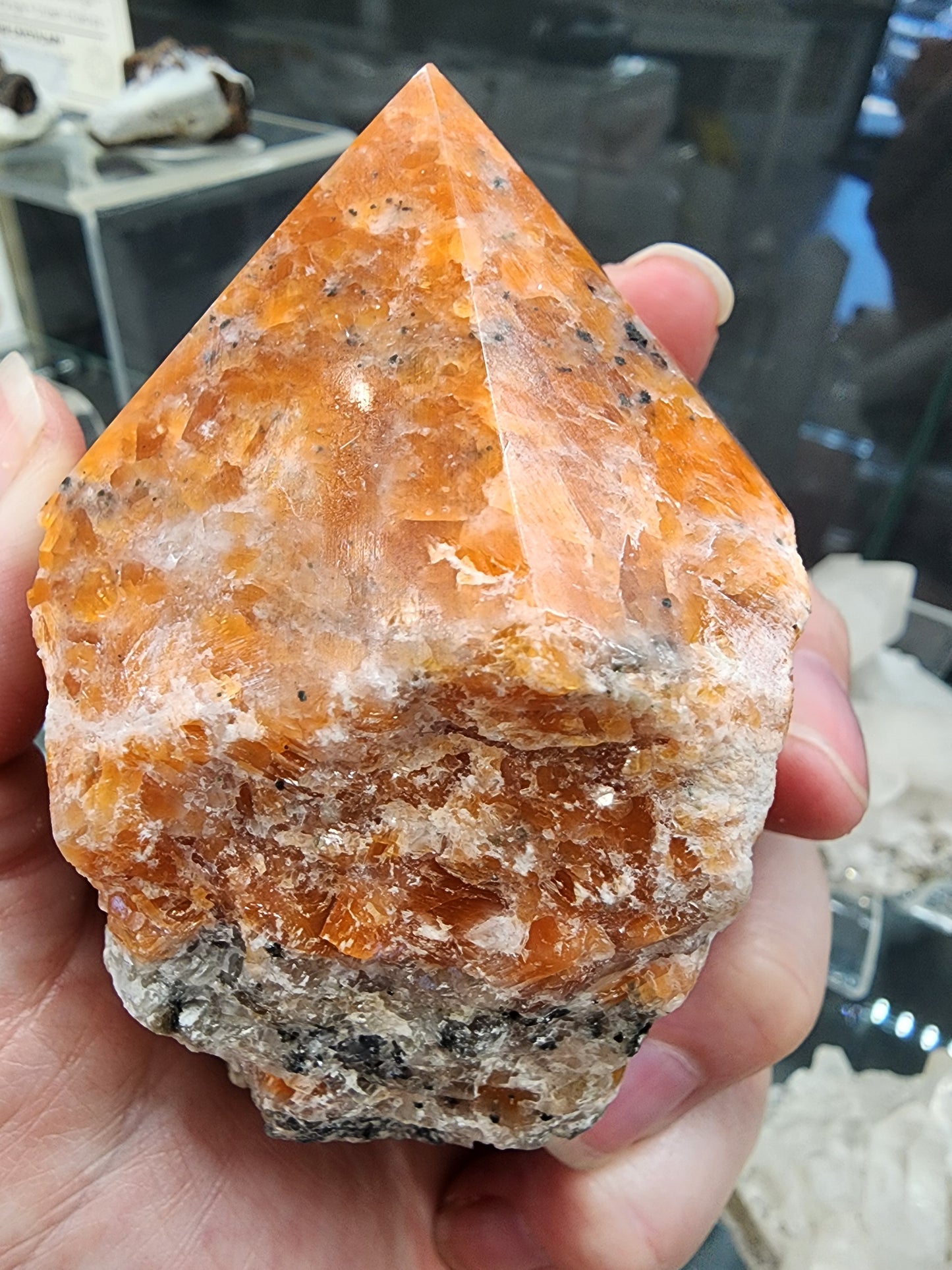 Sunstone Point