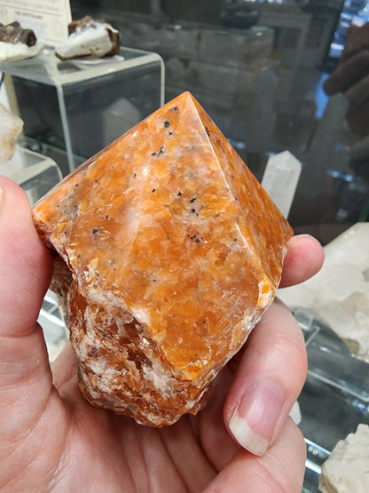 Sunstone Point
