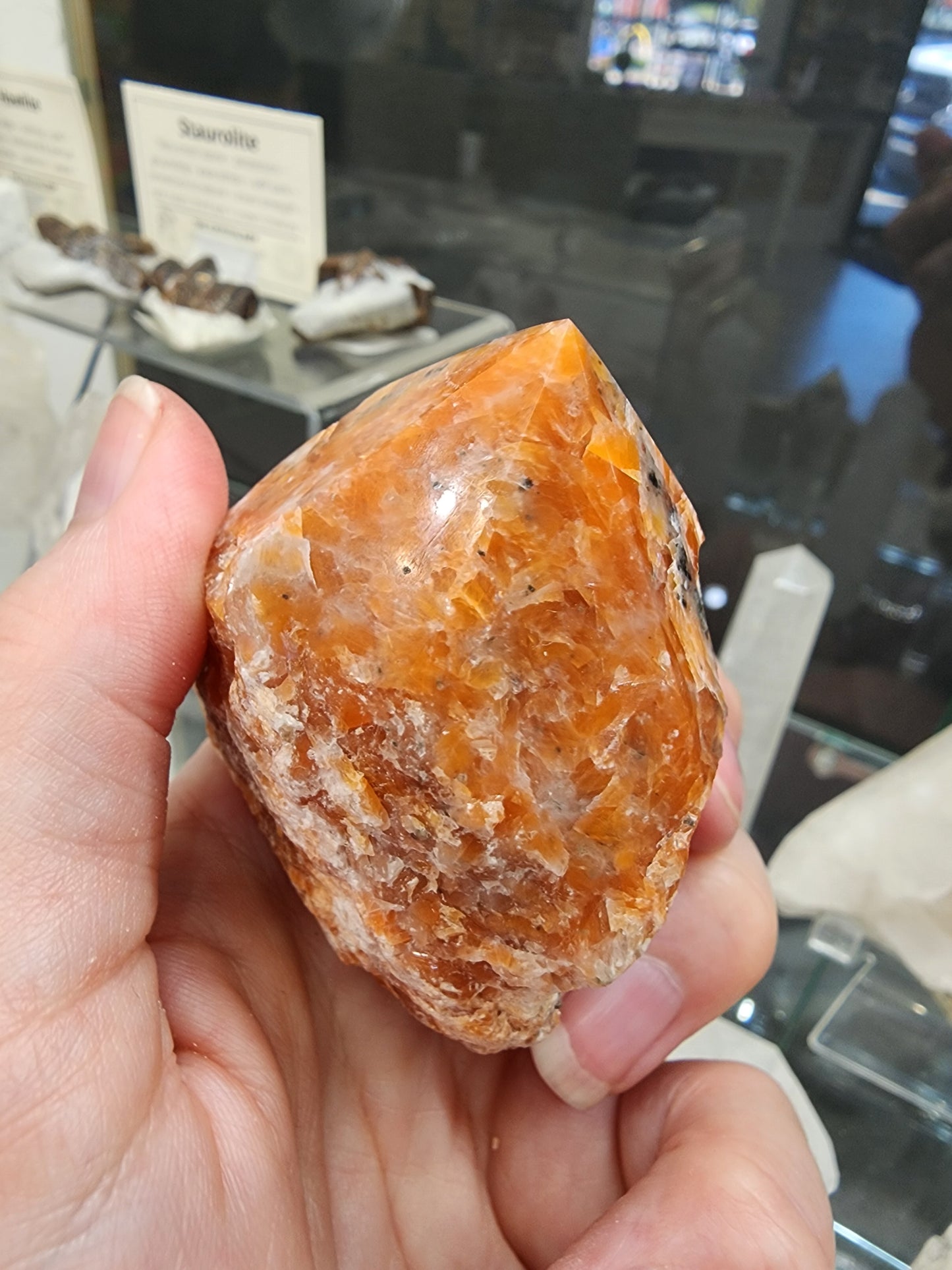 Sunstone Point