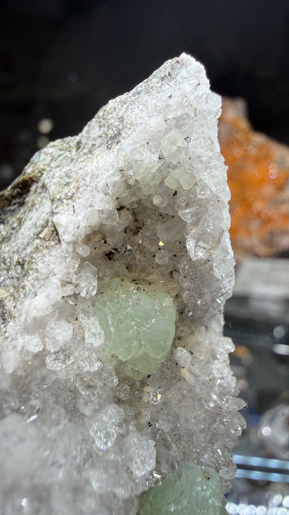 Prehnite, Quartz- Upper New Street Quarry, Paterson, Passaic County, New Jersey, USA