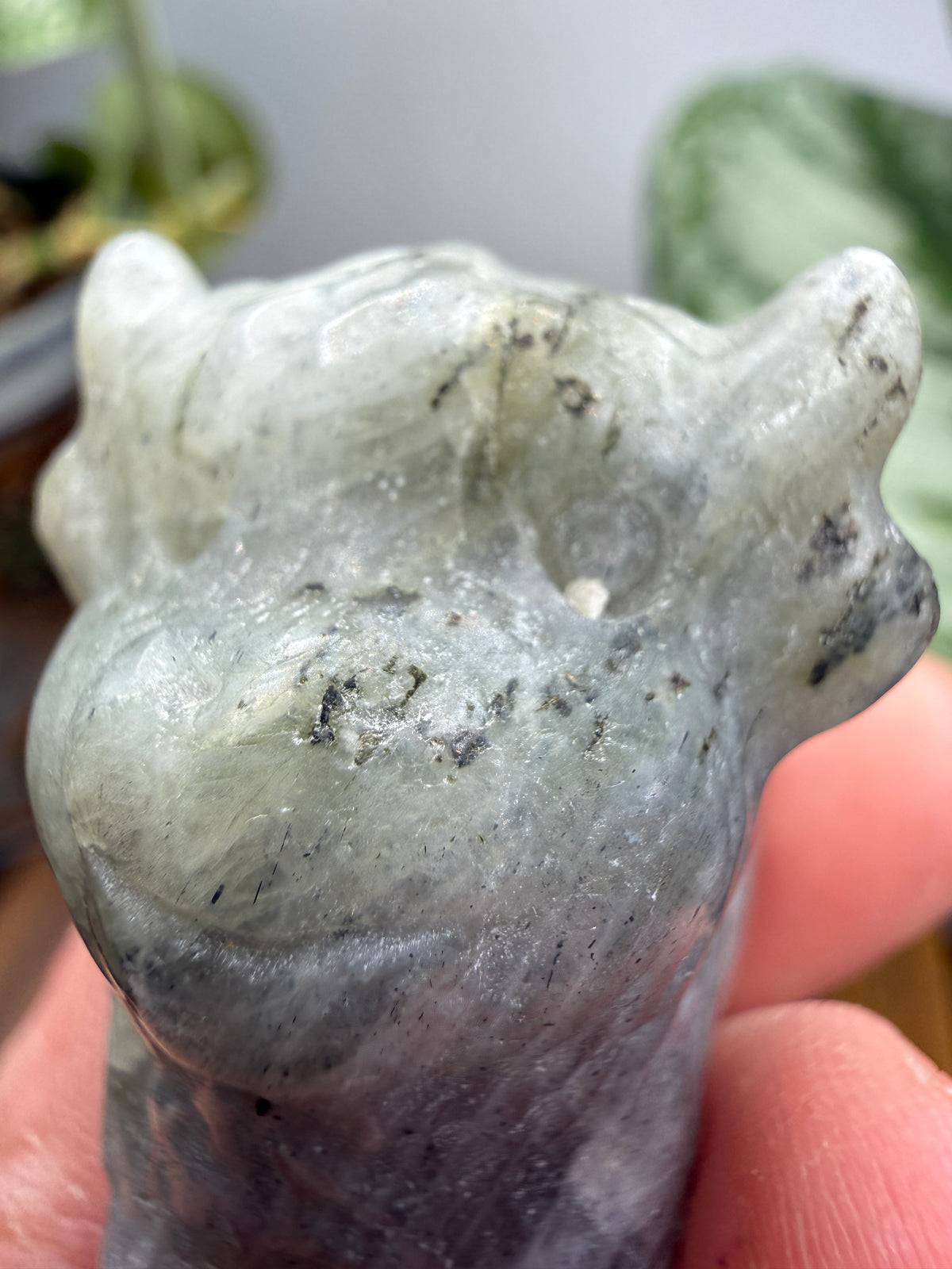 Labradorite Highland Cow Crystal Carving- 1.5 inches