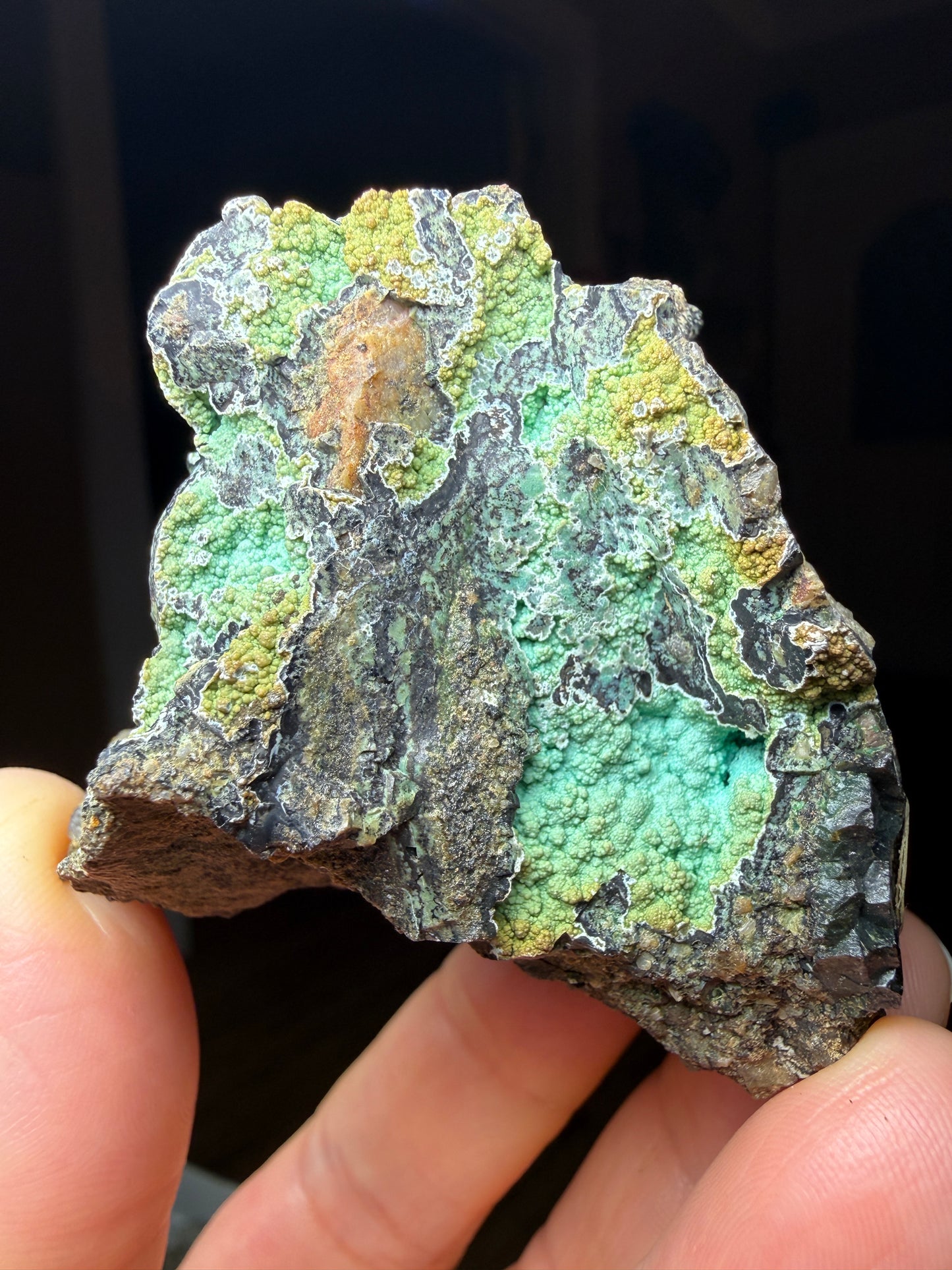 Tenorite, Chrysocolla- Chloride Mining District, Cerbat Mountains, Mohave County, Arizona