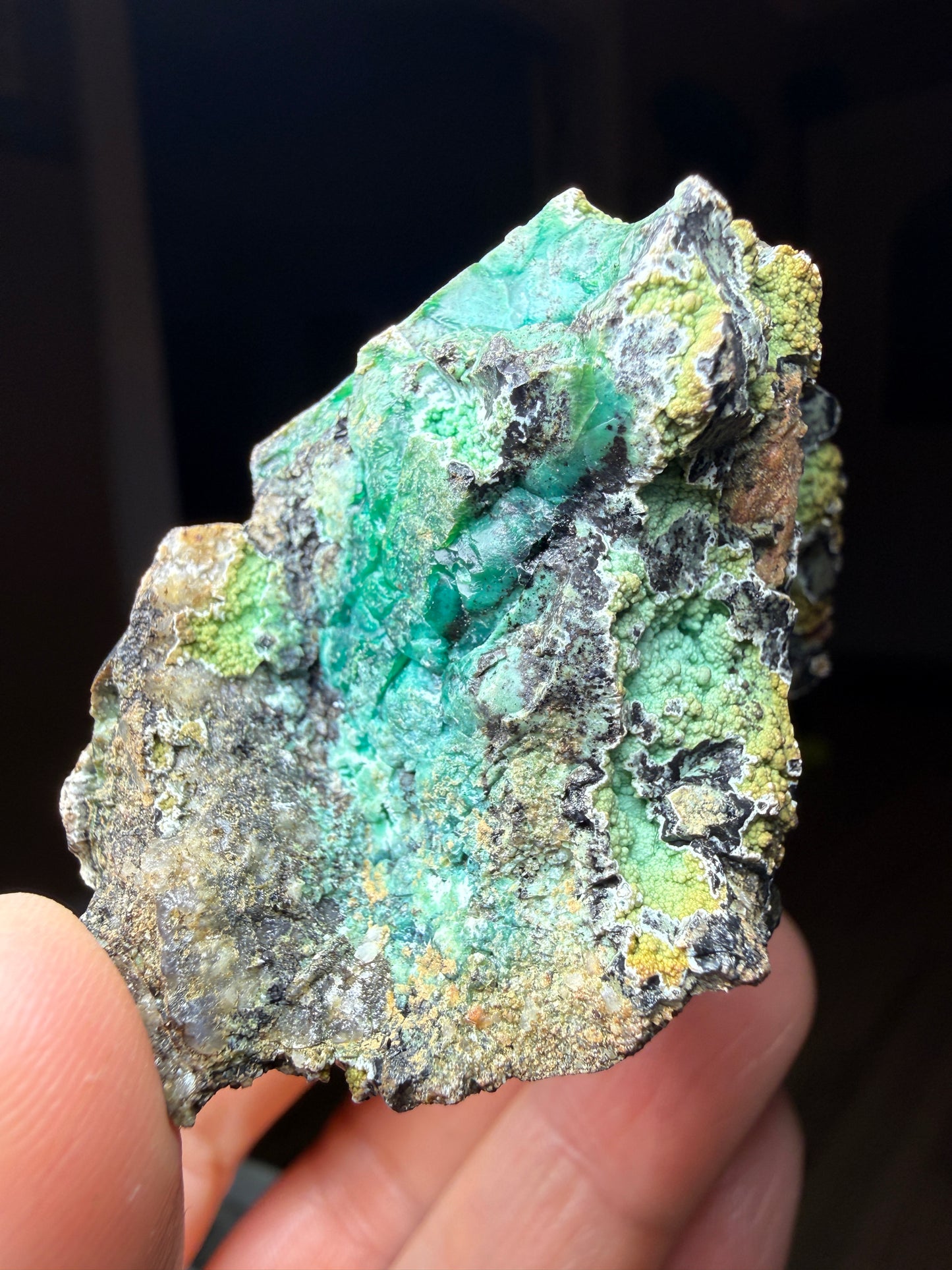 Tenorite, Chrysocolla- Chloride Mining District, Cerbat Mountains, Mohave County, Arizona