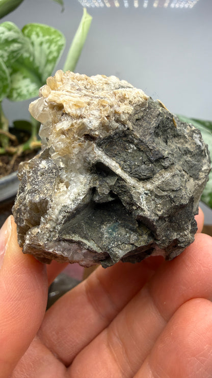 Stilbite- Paterson, Passaic County, New Jersey, USA