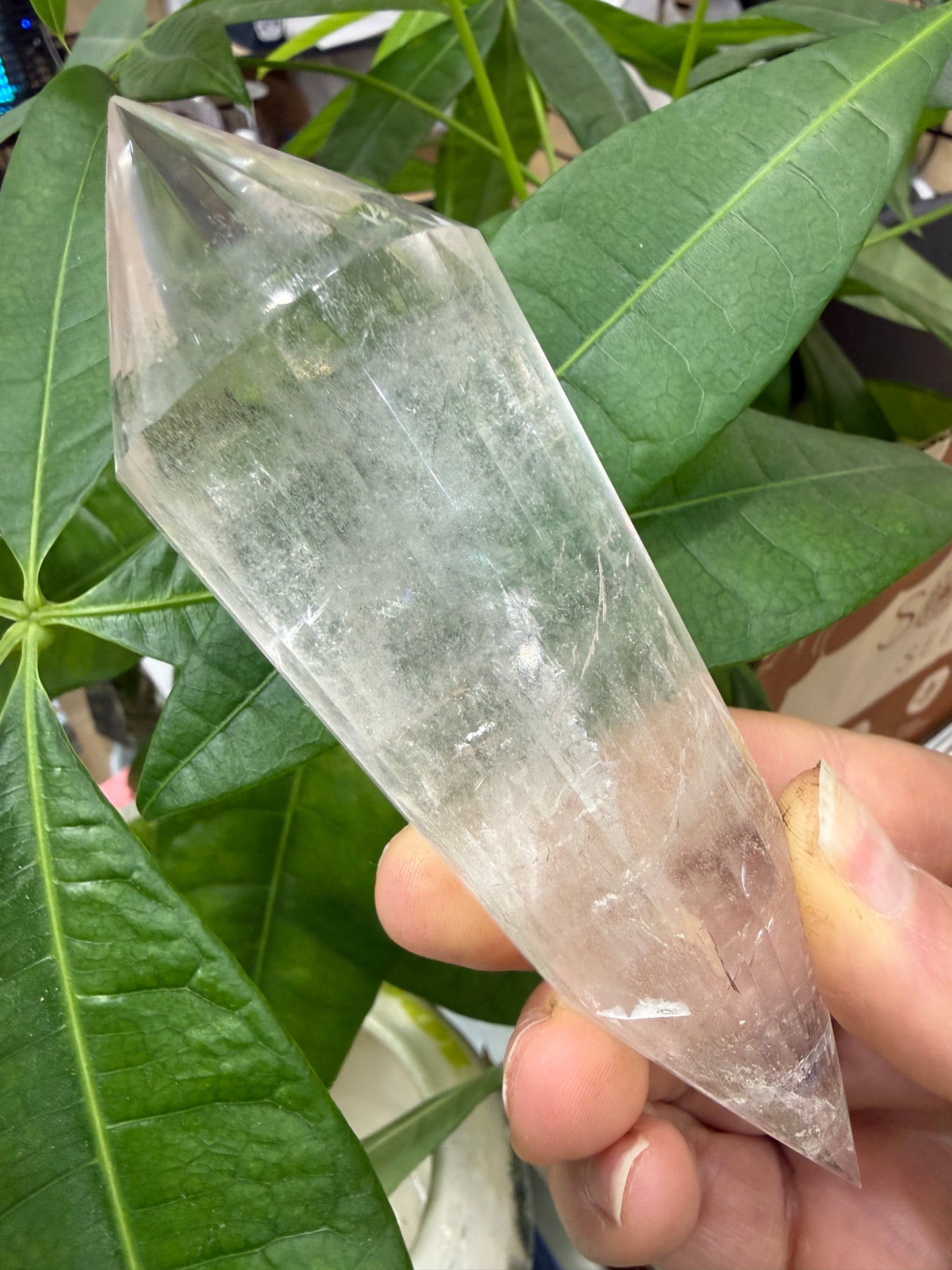 Clear Quartz Vogel Wand- 5.125 inches