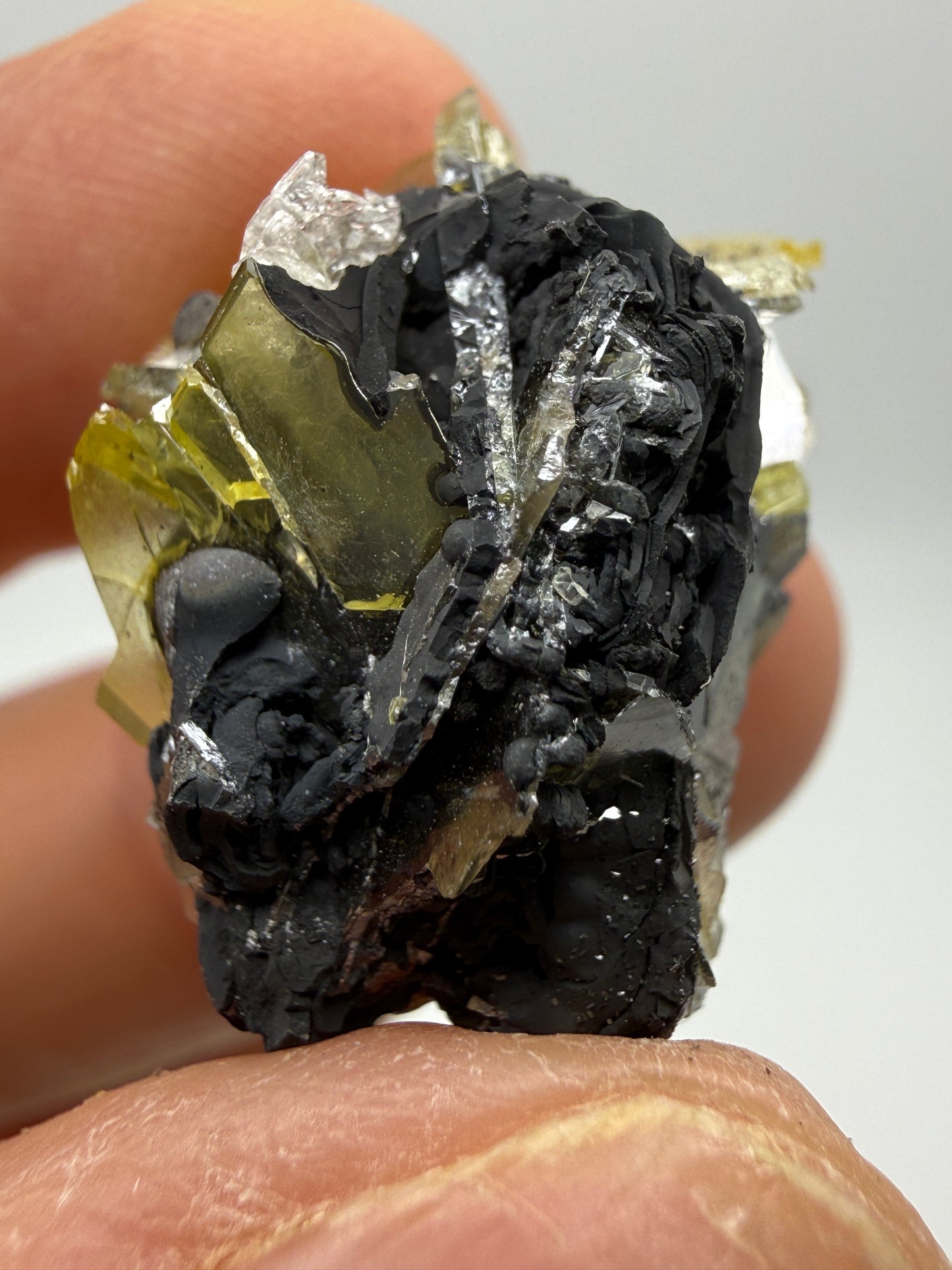 Wulfenite- Glove Mine, Cottonwood Canyon, Santa Cruz County, Arizona, USA