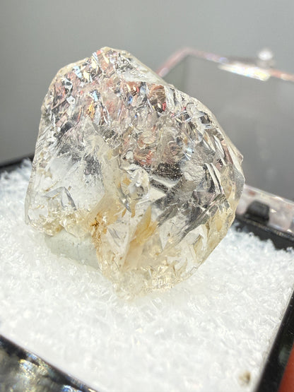 Etched Topaz- Agnus Dei Claim, Cameron Cone, Crystal Park, El Paso County, Colorado, USA