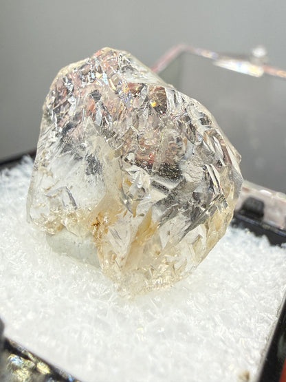 Etched Topaz- Agnus Dei Claim, Cameron Cone, Crystal Park, El Paso County, Colorado, USA