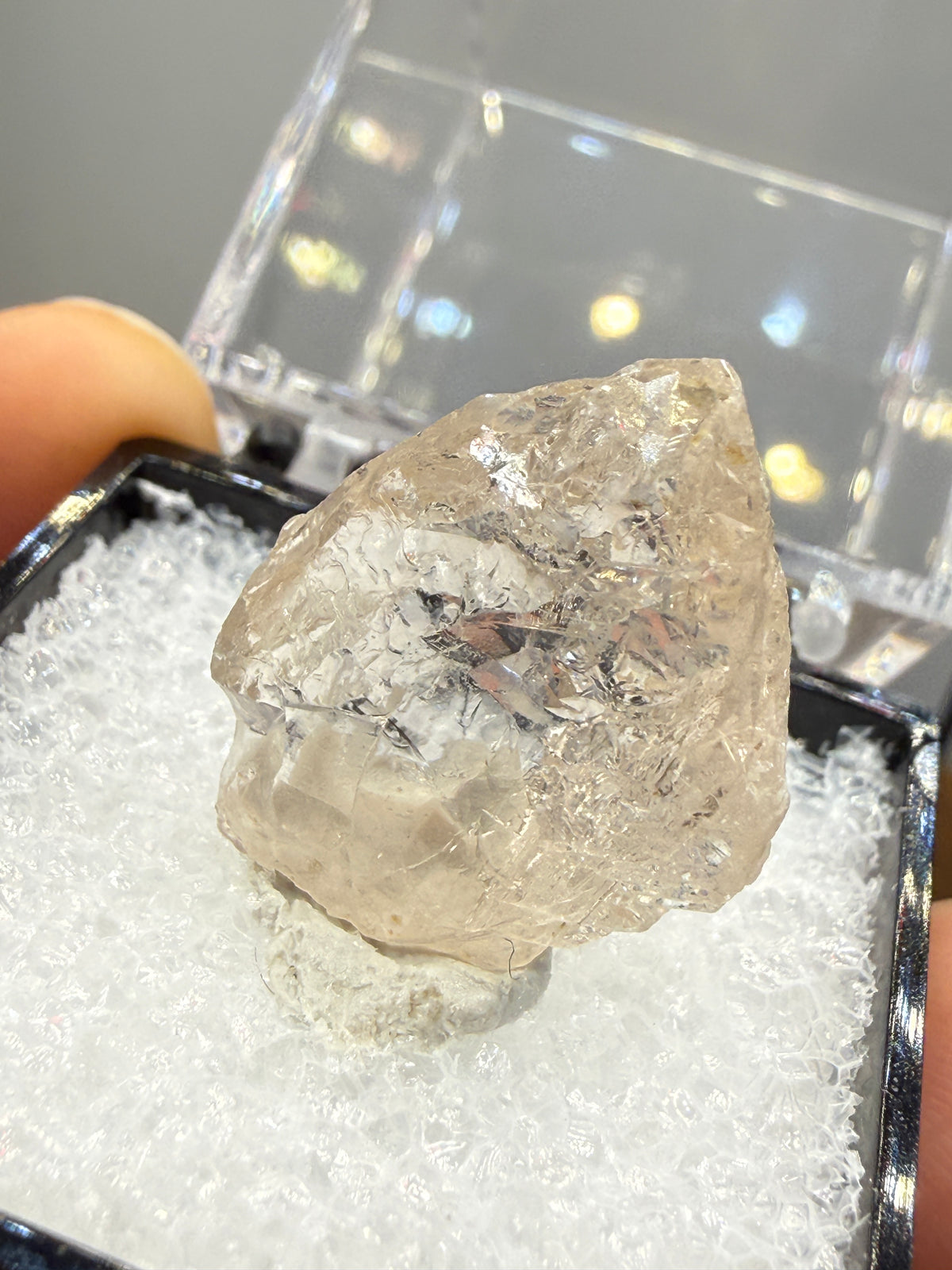 Etched Topaz- Agnus Dei Claim, Cameron Cone, Crystal Park, El Paso County, Colorado, USA