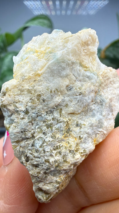 Prehnite- Imilchil, Midelt Province, Drâa-Tafilalet Region, Morocco