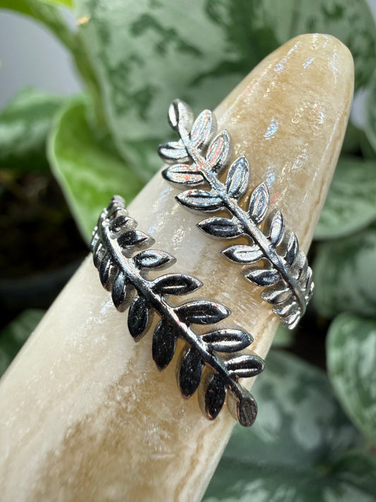 Leaf Wrap Adjustable Ring – 316L Stainless Steel