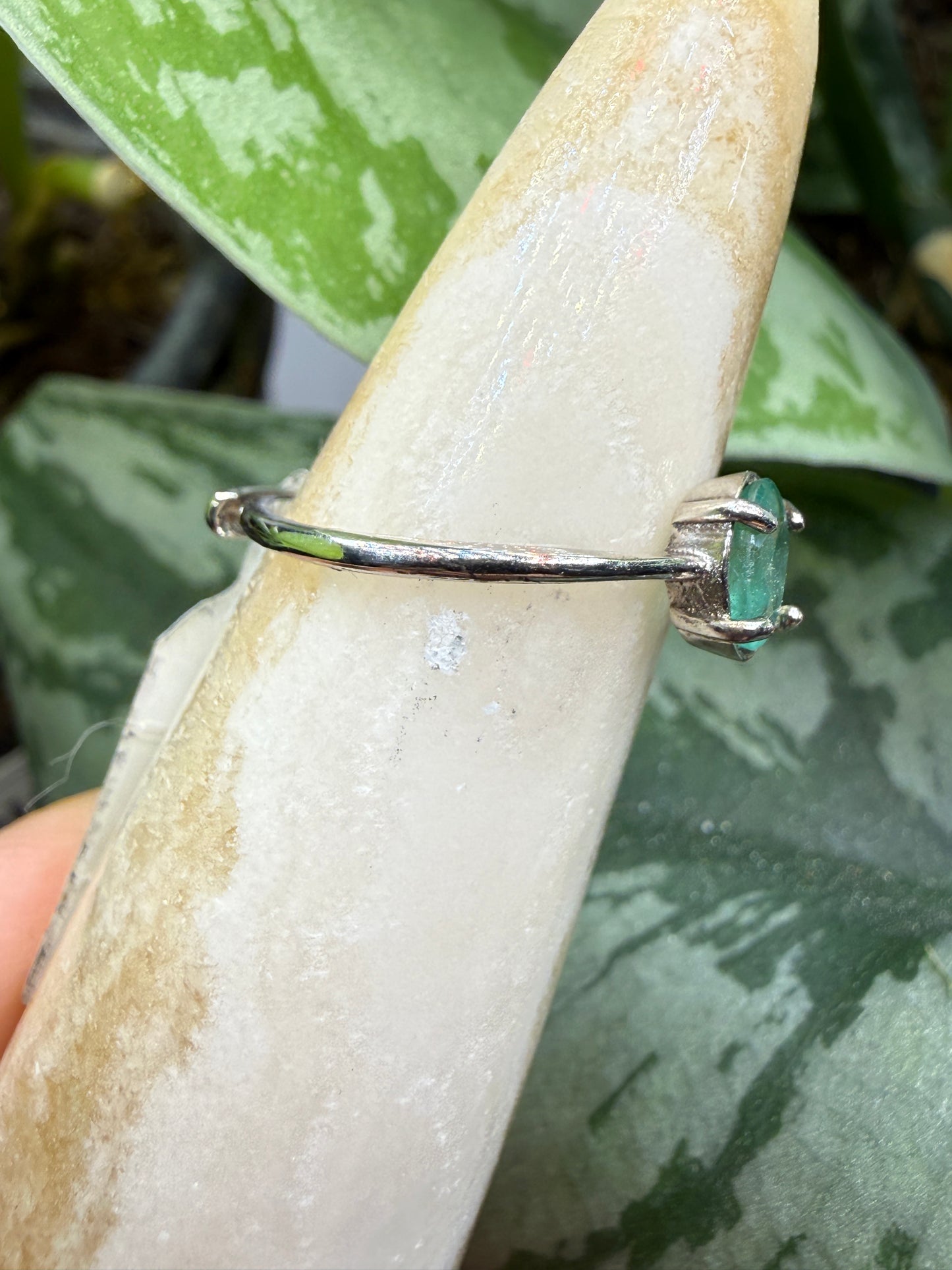 Faceted Emerald Adjustable Ring – .925 Sterling Silver