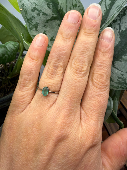 Faceted Emerald Adjustable Ring – .925 Sterling Silver