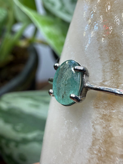 Faceted Emerald Adjustable Ring – .925 Sterling Silver