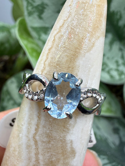 Faceted Blue Topaz Ring Size 7 in 316L Stainless Steel- 8x10mm Oval Gemstone