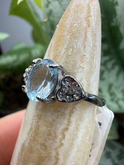 Faceted Blue Topaz Ring Size 6 in 316L Stainless Steel- 8x10mm Oval Gemstone
