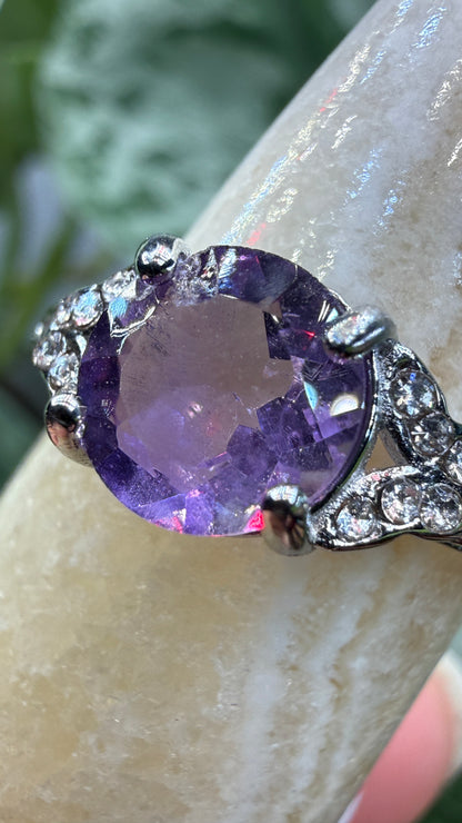 Natural Faceted Amethyst Ring Size 8 in 316L Stainless Steel- 8mm Round Gemstone