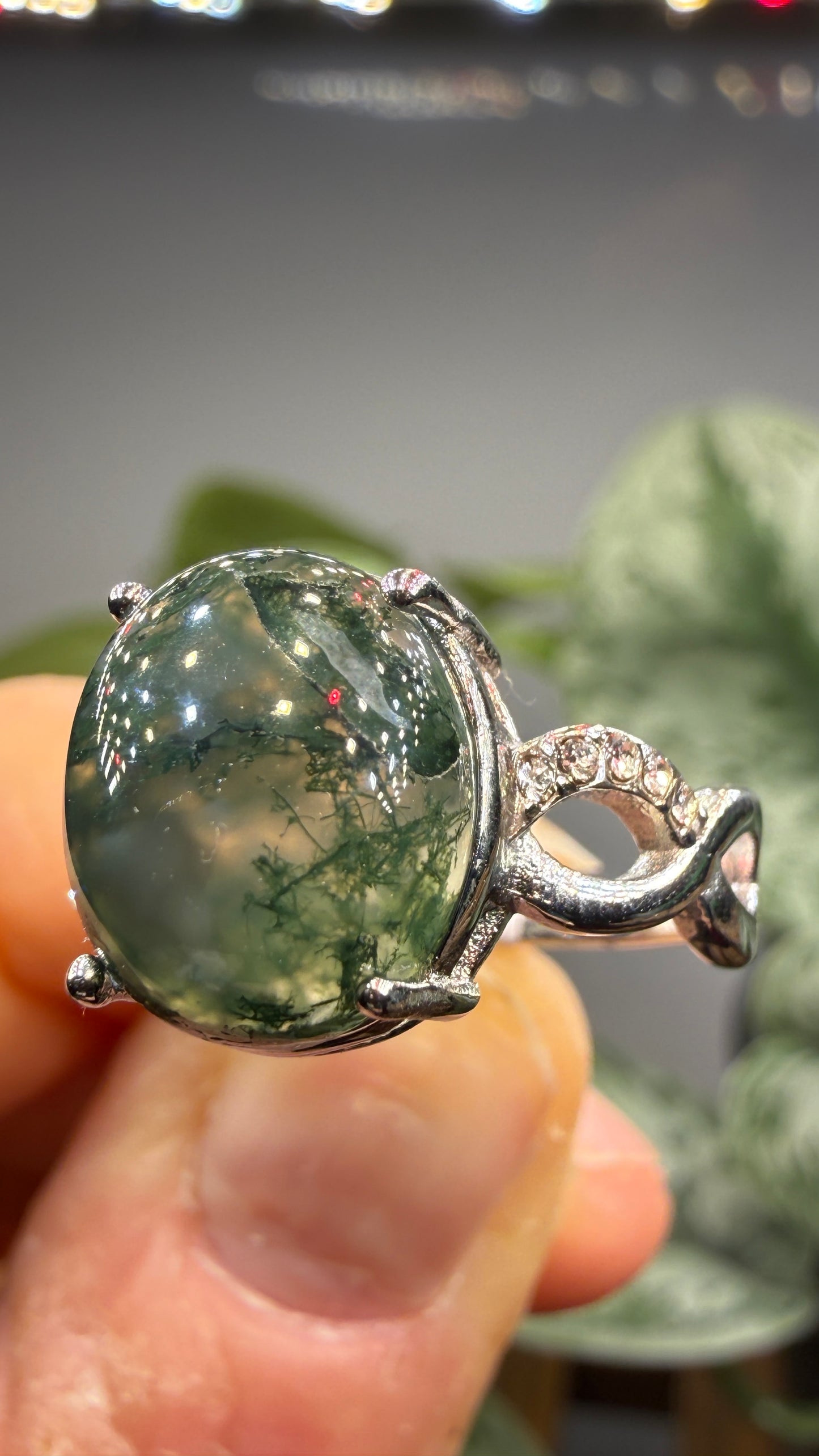 Natural Moss Agate Cabochon Ring Size 7 in 316L Stainless Steel- 10x12mm Oval Gemstone
