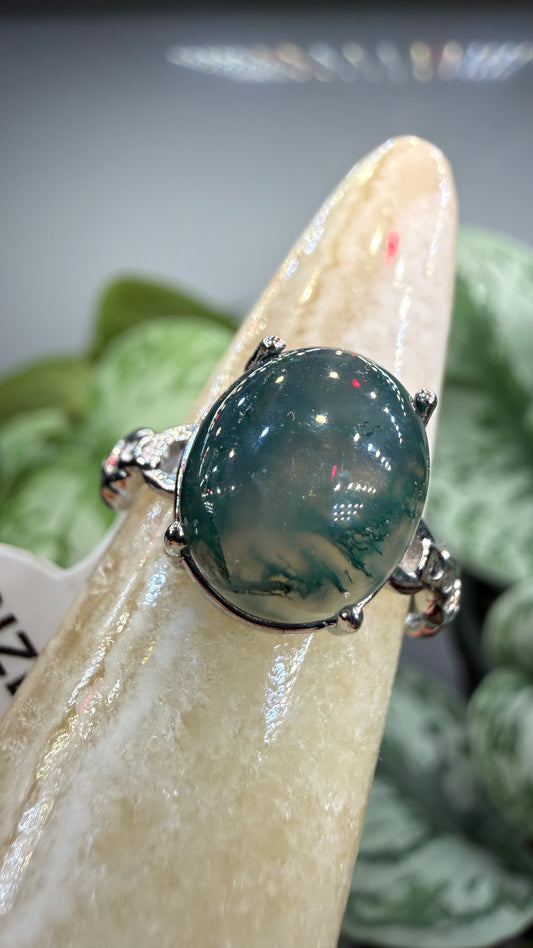 Natural Moss Agate Cabochon Ring Size 8 in 316L Stainless Steel- 10x12mm Oval Gemstone