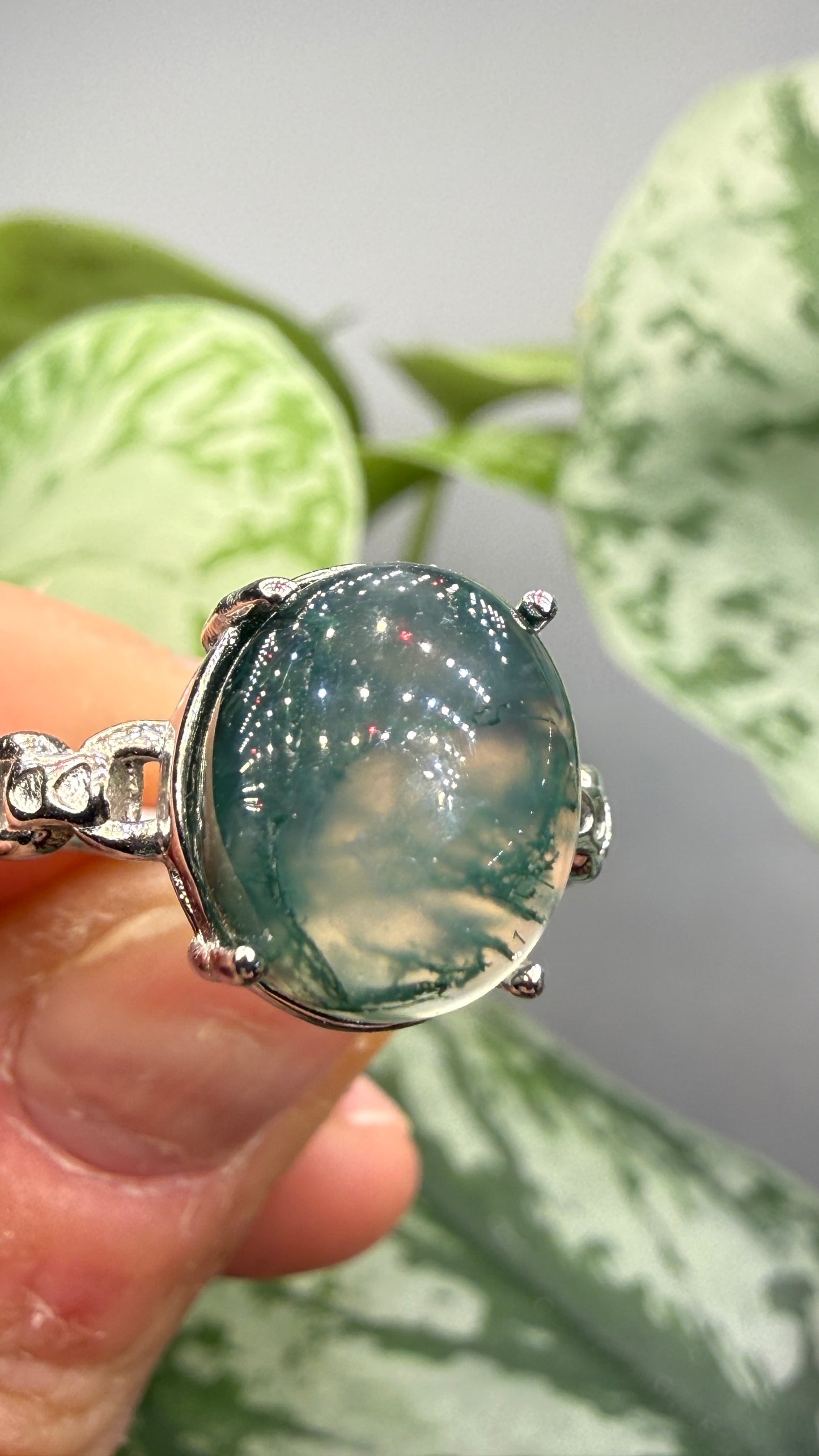 Natural Moss Agate Cabochon Ring Size 8 in 316L Stainless Steel- 10x12mm Oval Gemstone