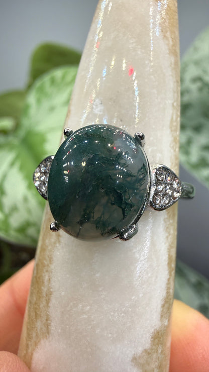 Natural Moss Agate Cabochon Ring Size 8 in 316L Stainless Steel- 10x12mm Oval Gemstone