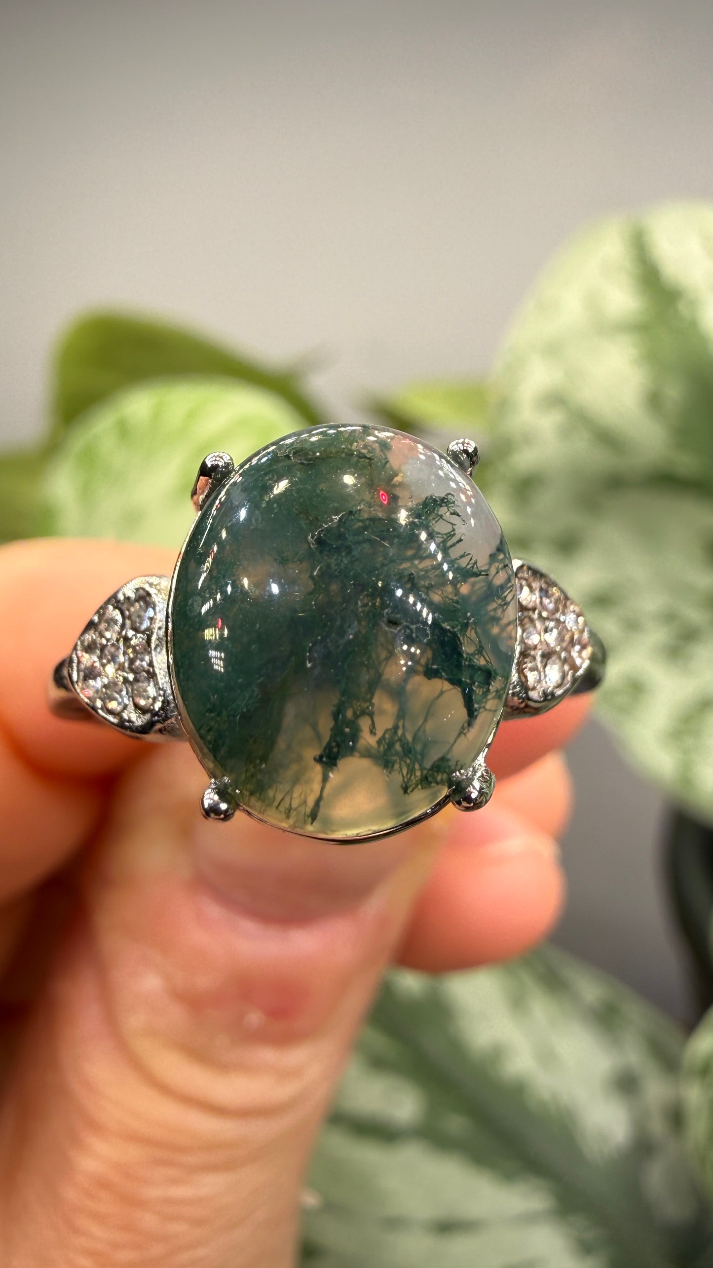 Natural Moss Agate Cabochon Ring Size 8 in 316L Stainless Steel- 10x12mm Oval Gemstone