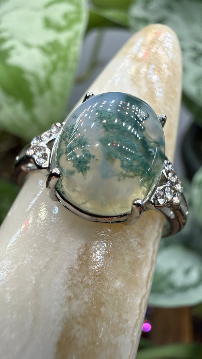 Natural Moss Agate Cabochon Ring Size 8 in 316L Stainless Steel- 10x12mm Oval Gemstone
