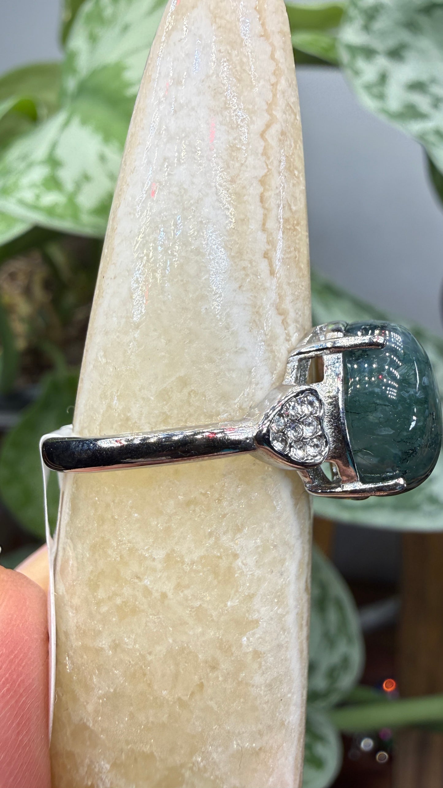 Natural Moss Agate Cabochon Ring Size 9 in 316L Stainless Steel- 10x12mm Oval Gemstone