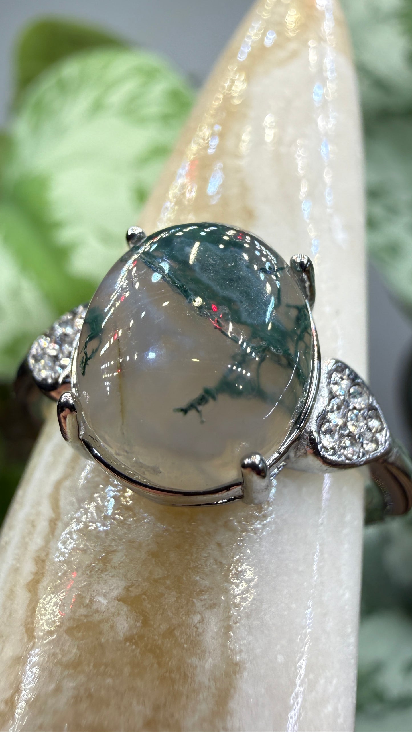 Natural Moss Agate Cabochon Ring Size 10 in 316L Stainless Steel- 10x12mm Oval Gemstone