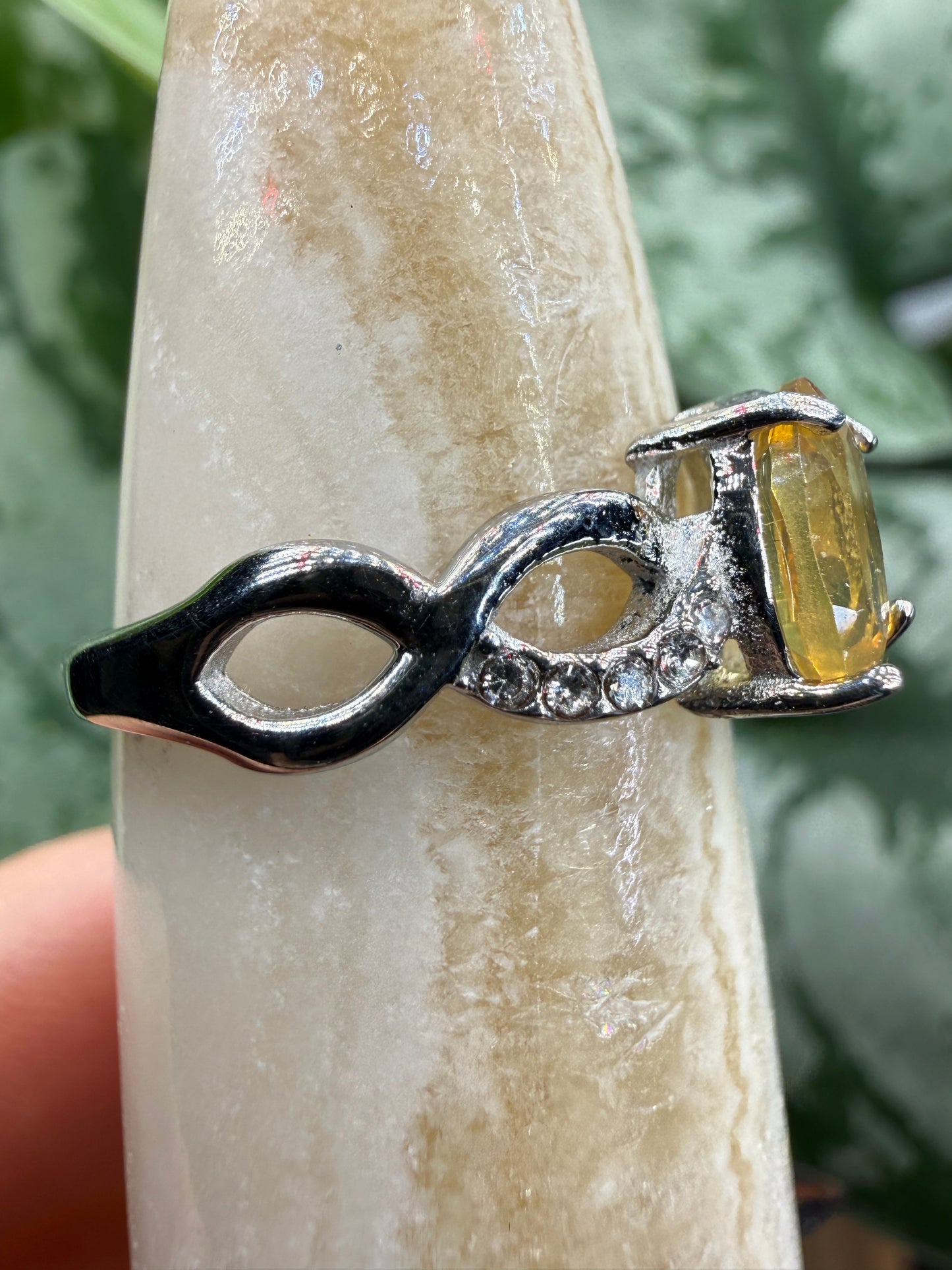 Faceted Citrine Ring Size 7 in 316L Stainless Steel- 6x8mm Oval Gemstone