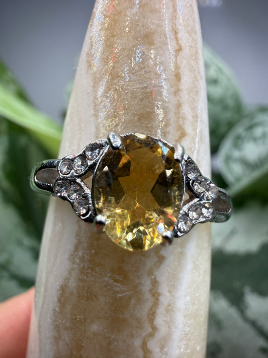 Faceted Citrine Ring Size 7 in 316L Stainless Steel- 6x8mm Oval Gemstone