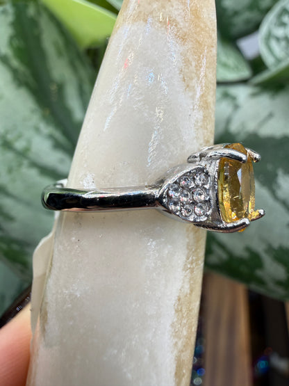 Faceted Citrine Ring Size 8 in 316L Stainless Steel- 6x8mm Oval Gemstone