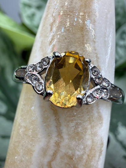 Faceted Citrine Ring Size 9 in 316L Stainless Steel- 6x8mm Oval Gemstone