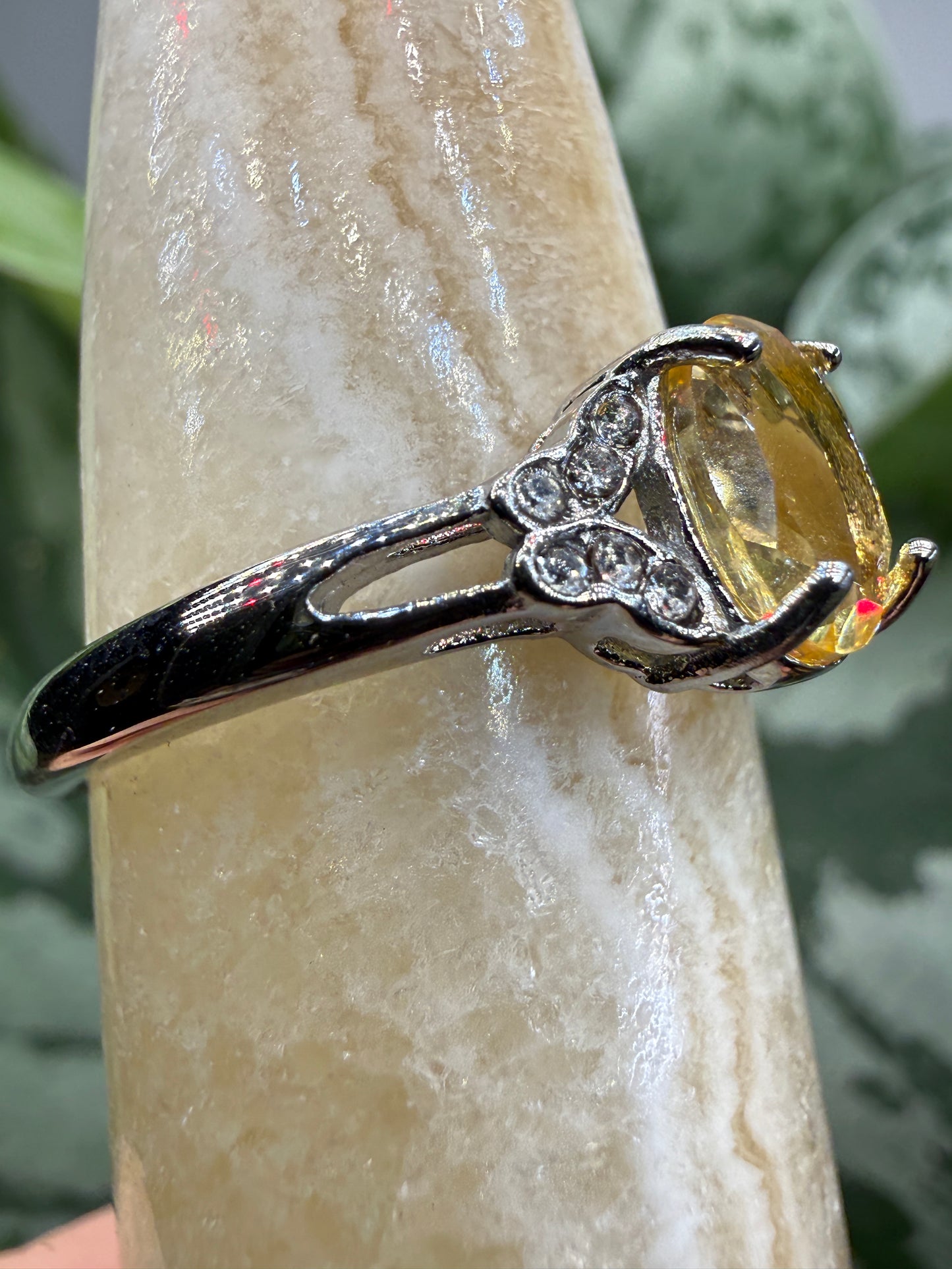 Faceted Citrine Ring Size 9 in 316L Stainless Steel- 6x8mm Oval Gemstone
