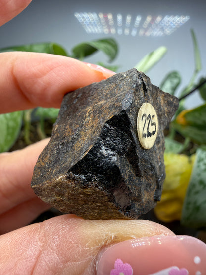 Allanite (Allanite Group)- Mojave County, Arizona, USA
