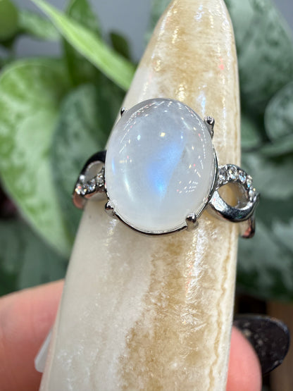 Natural Moonstone Cabochon Ring Size 7 in 316L Stainless Steel- 4x6mm Gemstone
