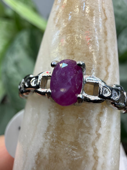 Faceted Ruby Ring Size 8 in 316L Stainless Steel- 4x6mm Oval Gemstone