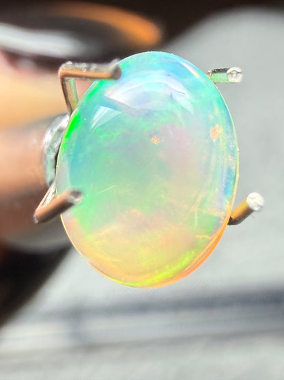 Natural Welo Opal Cabochon 8x6x4mm, 1ct- Full Spectrum Broadflash Crystal Opal