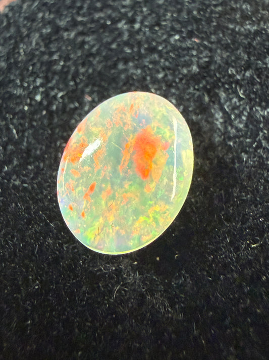 WOW!- Natural Welo Opal Cabochon 9x7x4mm, 1.35ct- Full-face broadflash/floral, red-dominant
