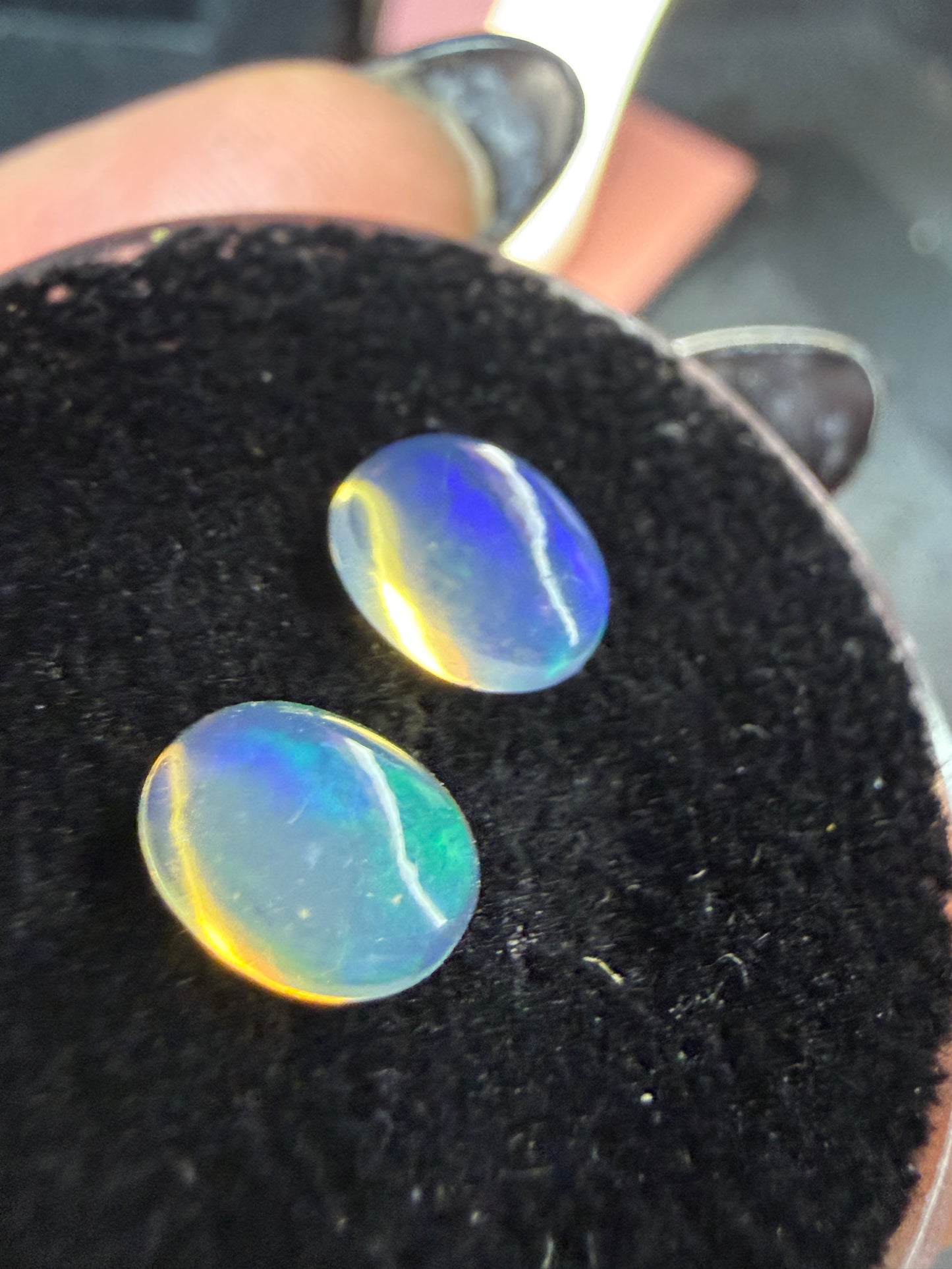 MATCHED PAIR! Natural Welo Opal Cabochon 8x6x4mm, 1.8ct total- Broadflash, directional flash